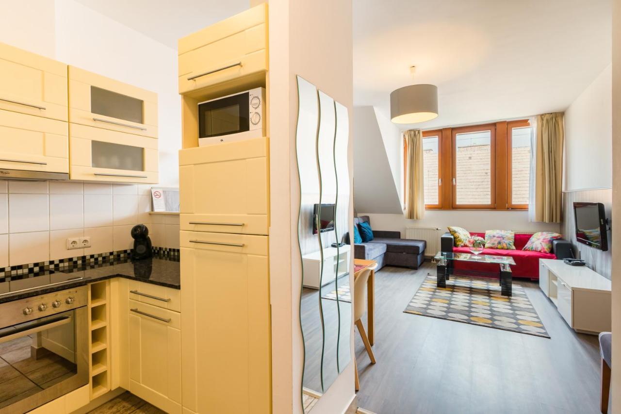 בודפשט Lovag Charming Apartment In The Center-Ac מראה חיצוני תמונה