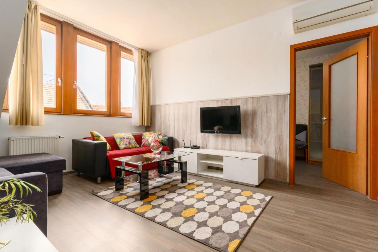 בודפשט Lovag Charming Apartment In The Center-Ac מראה חיצוני תמונה